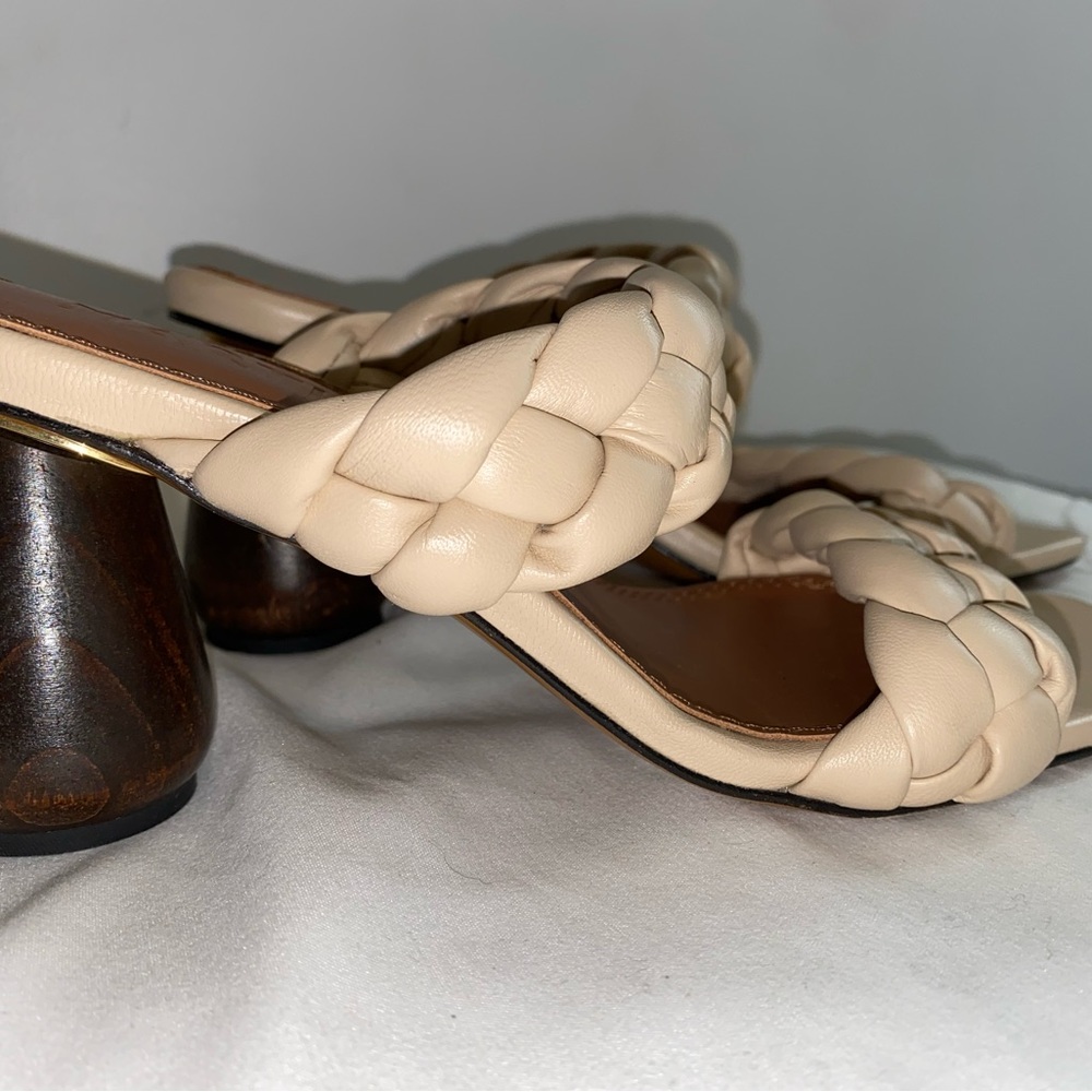 Souliers Martinez leather braided accent sandals
